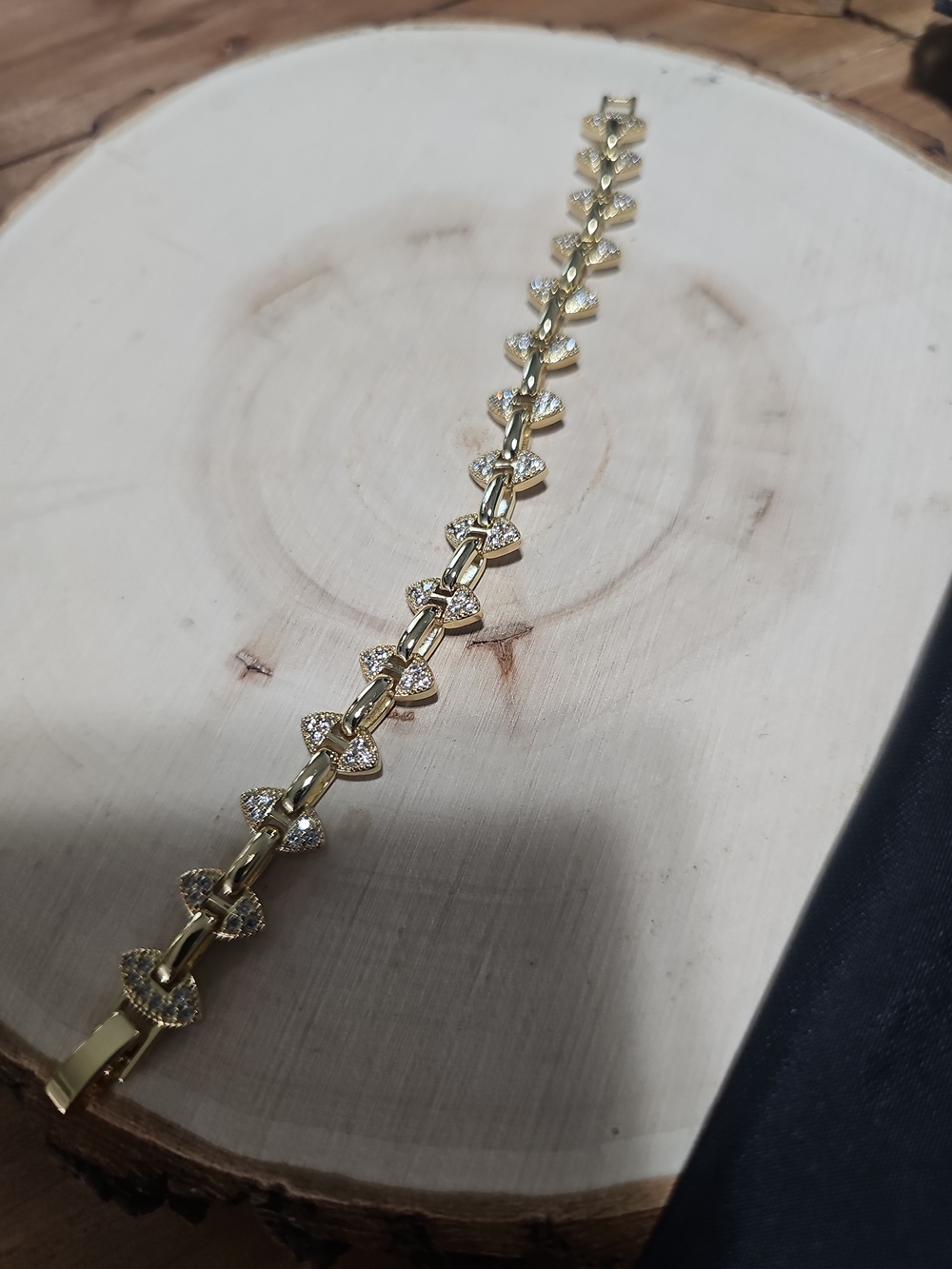 Gold Pavé Diamond Shape Link Bracelet - Women Jewelry 6inches
